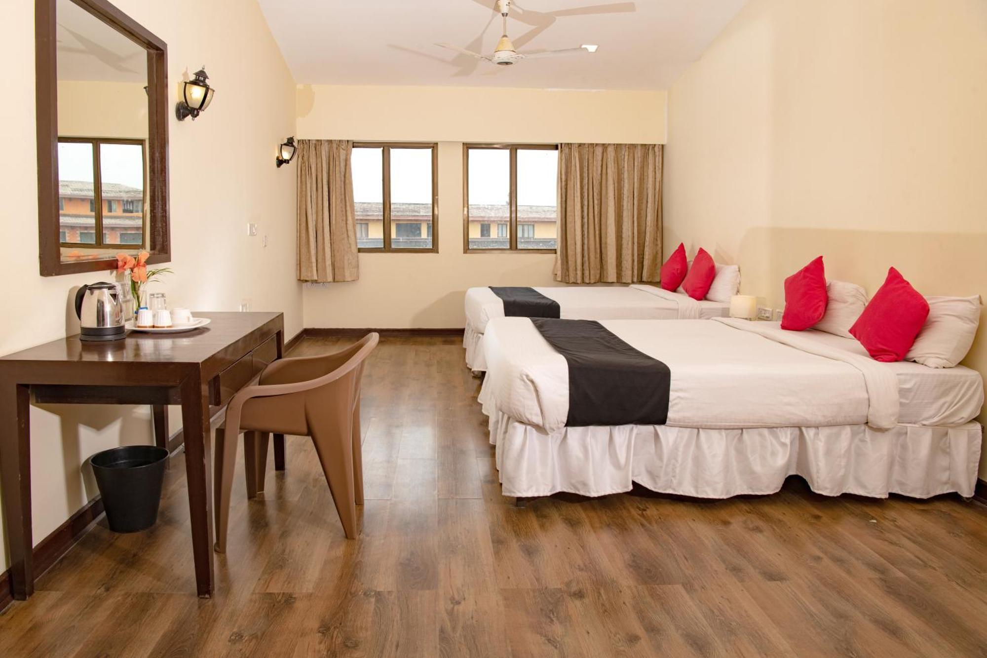 Discover Resorts - Karjat Bagian luar foto